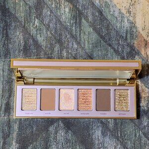 Tarte Tartelette™ To Go Amazonian Clay Eyeshadow Palette